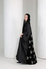 ⁦عباية مخمل W251⁩ - الصورة ⁦4⁩