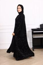 ⁦عباية مخمل W254⁩ - الصورة ⁦3⁩