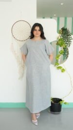 ⁦فستان لينن⁩ - الصورة ⁦3⁩